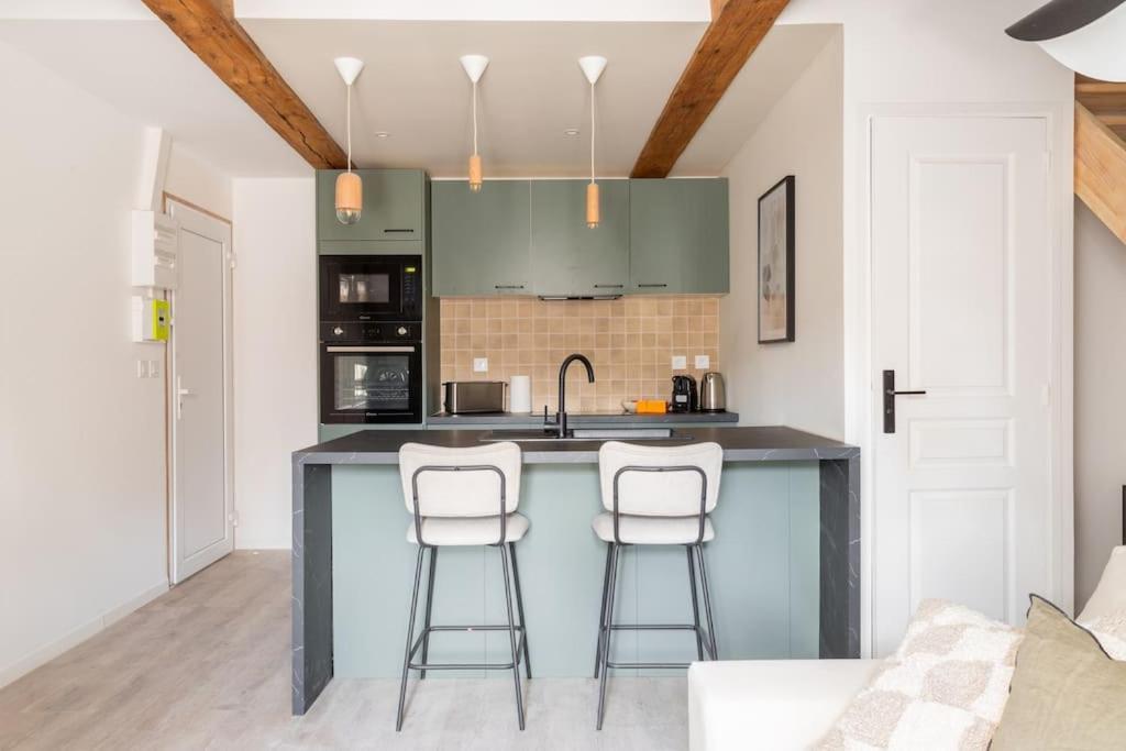 L'Elegant - Appartement Fonctionnel Plein-Centre De Douai Bagian luar foto